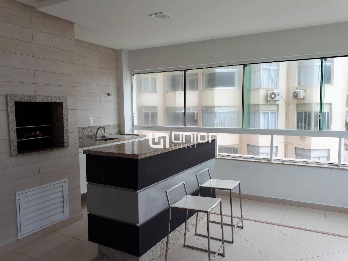 Apartamento à venda com 4 quartos, 185m² - Foto 4