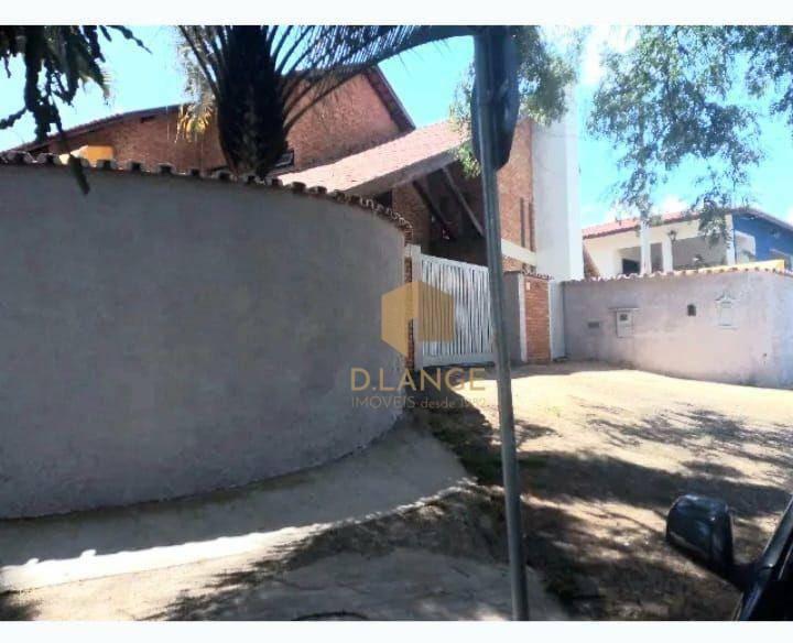 Casa à venda e aluguel com 5 quartos, 279m² - Foto 2