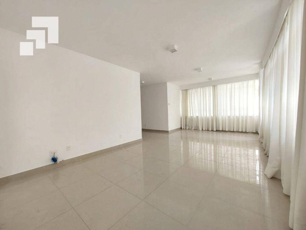 Apartamento à venda com 4 quartos, 164m² - Foto 3