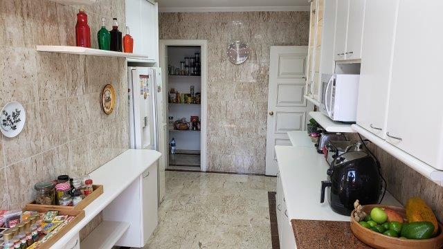 Cobertura à venda e aluguel com 4 quartos, 302m² - Foto 3