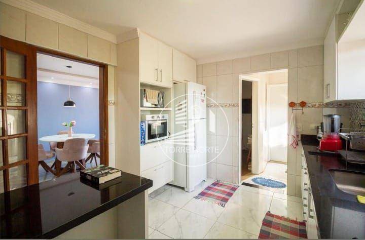 Apartamento à venda com 3 quartos, 85m² - Foto 19