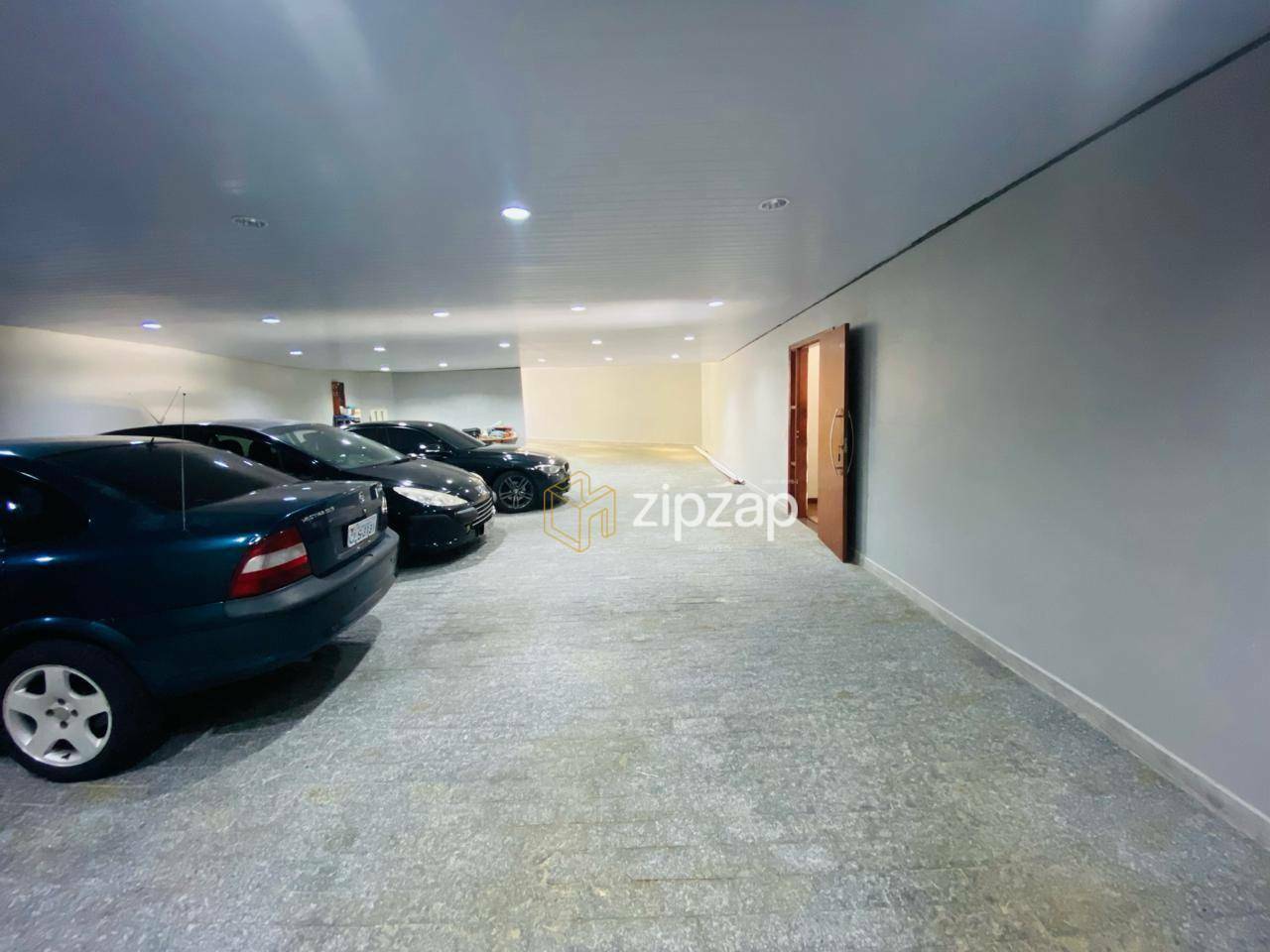 Casa para alugar com 6 quartos, 1200m² - Foto 19