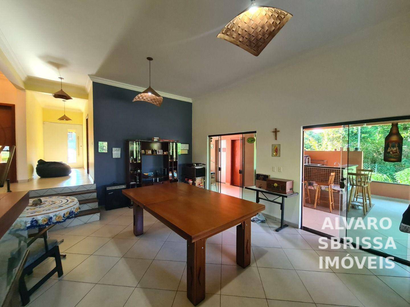 Chácara à venda com 3 quartos, 219m² - Foto 18