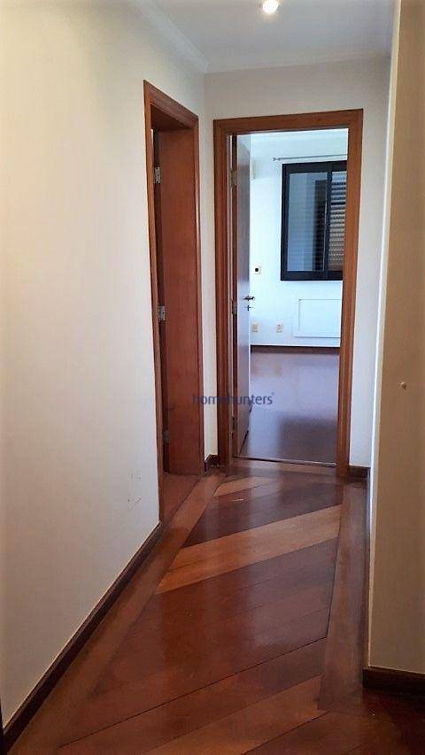 Apartamento à venda com 4 quartos, 245m² - Foto 23