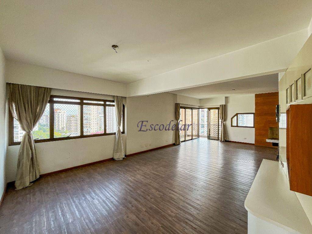 Cobertura à venda com 4 quartos, 450m² - Foto 2