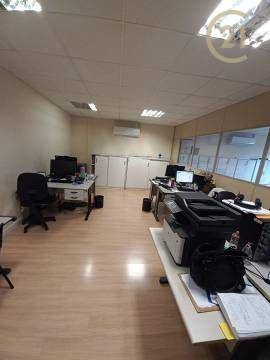 Prédio Inteiro para alugar, 1200m² - Foto 17