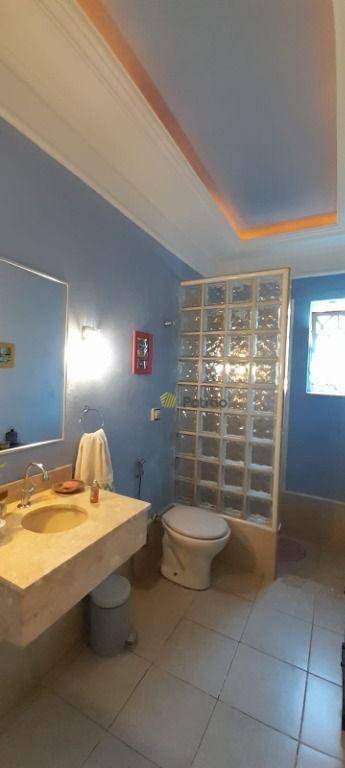 Casa à venda com 4 quartos, 400m² - Foto 40