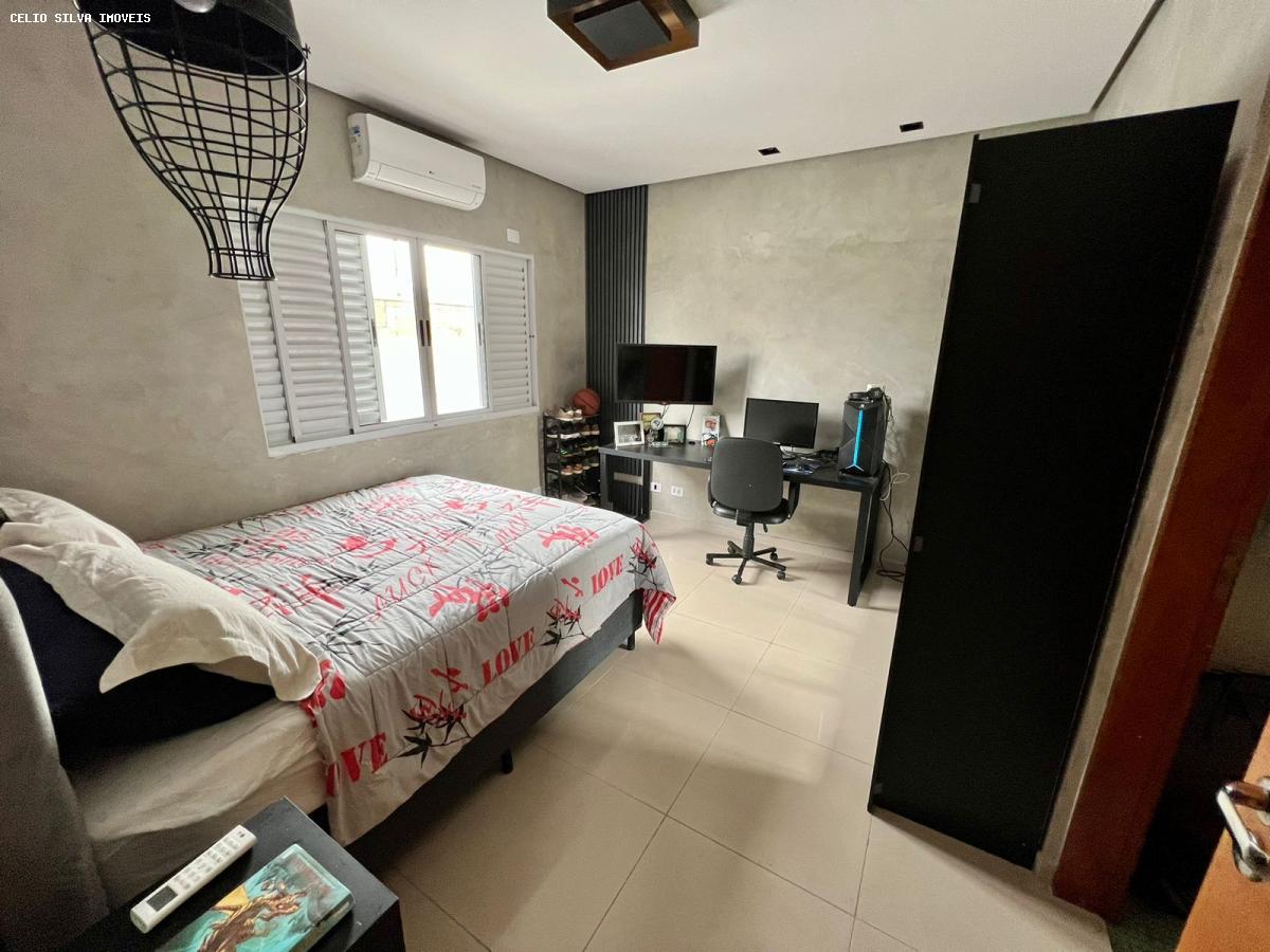 Casa à venda com 4 quartos, 600m² - Foto 20