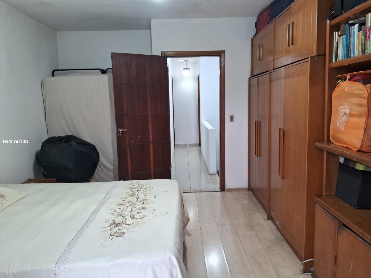 Sobrado à venda com 3 quartos, 120m² - Foto 18