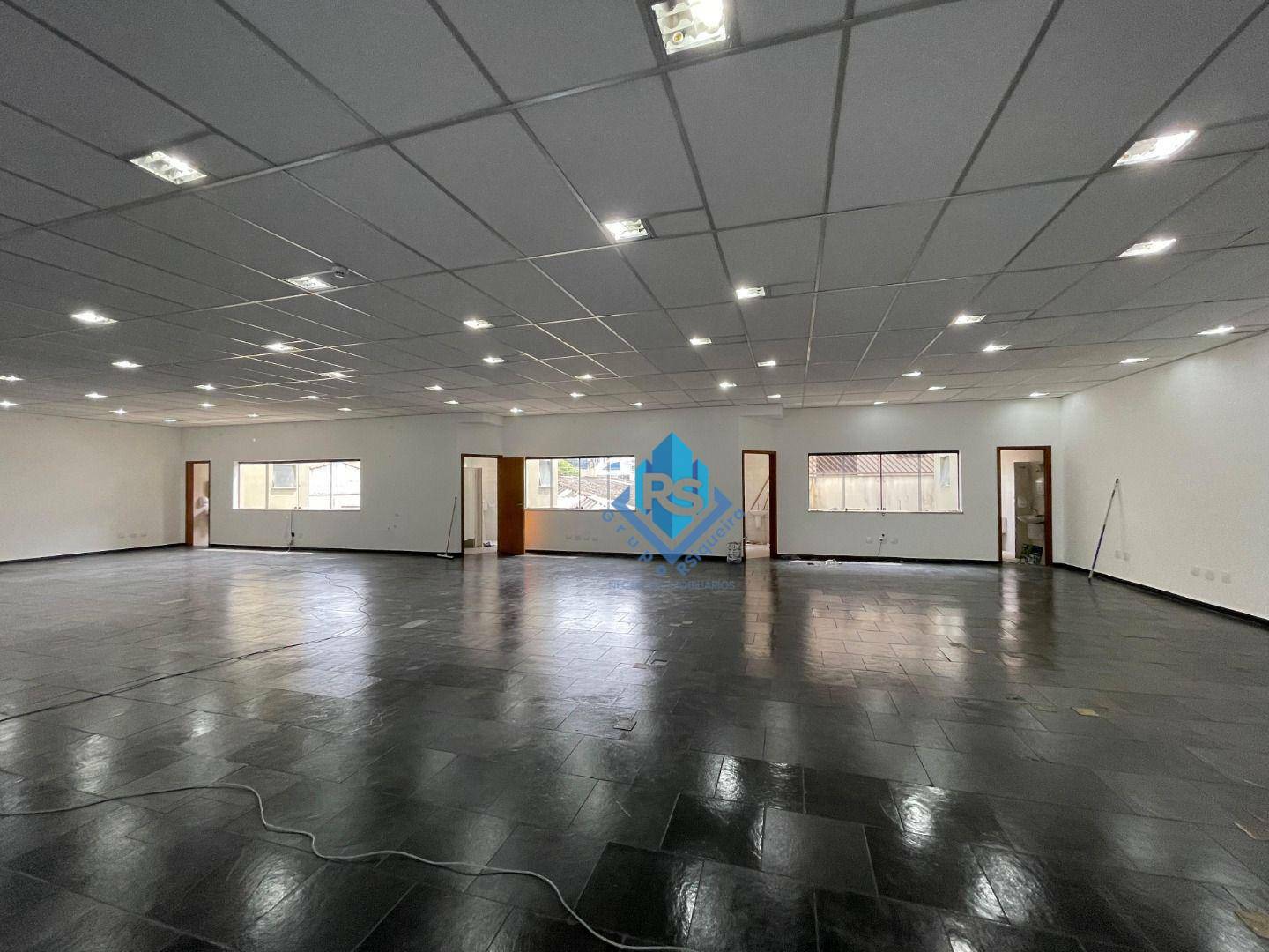 Prédio Inteiro para alugar, 1300m² - Foto 23