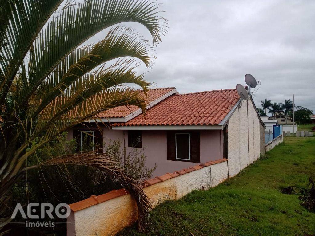 Casa à venda com 5 quartos, 200m² - Foto 13