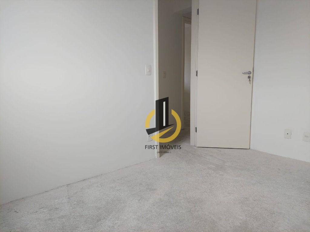 Apartamento à venda com 3 quartos, 84m² - Foto 15