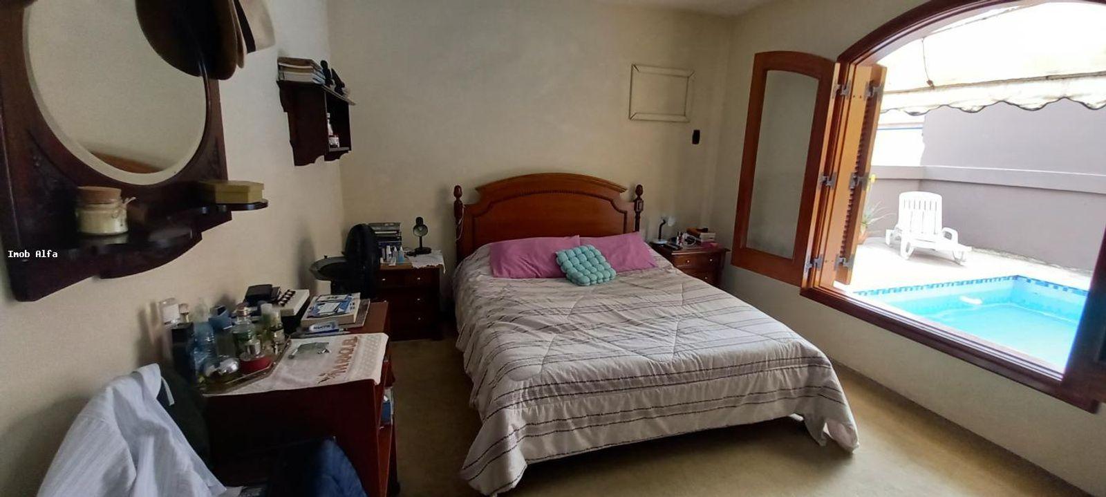 Casa de Condomínio à venda com 4 quartos, 350m² - Foto 4