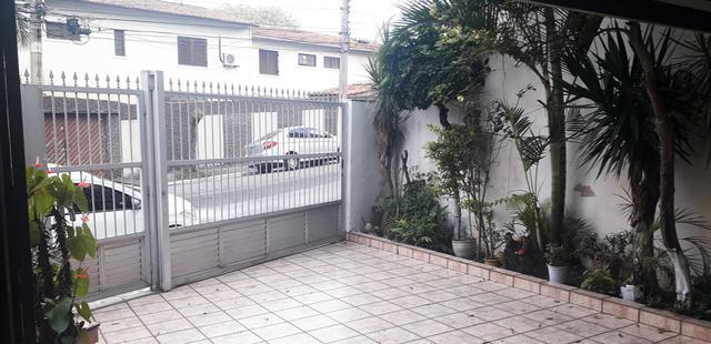 Casa à venda e aluguel com 3 quartos, 234m² - Foto 2