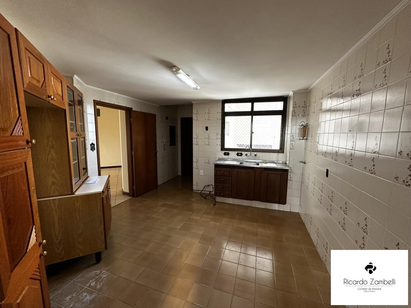 Apartamento à venda com 3 quartos, 125m² - Foto 18