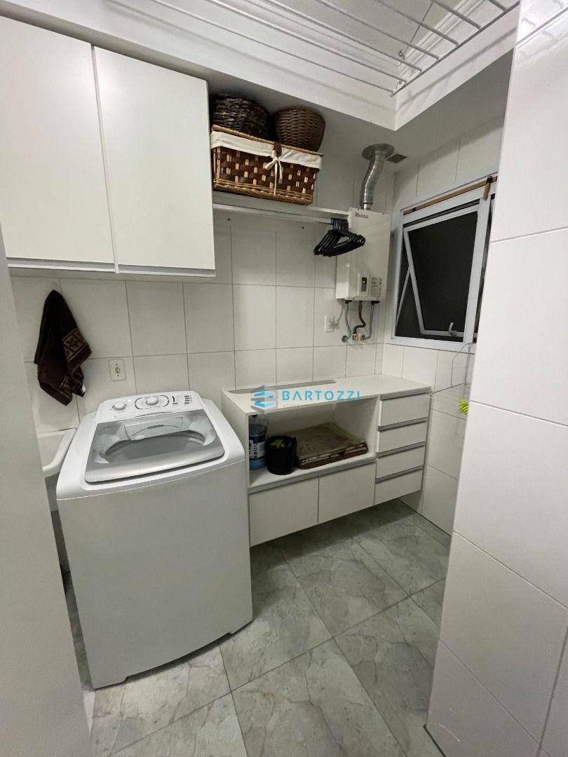 Apartamento à venda com 3 quartos, 96m² - Foto 12