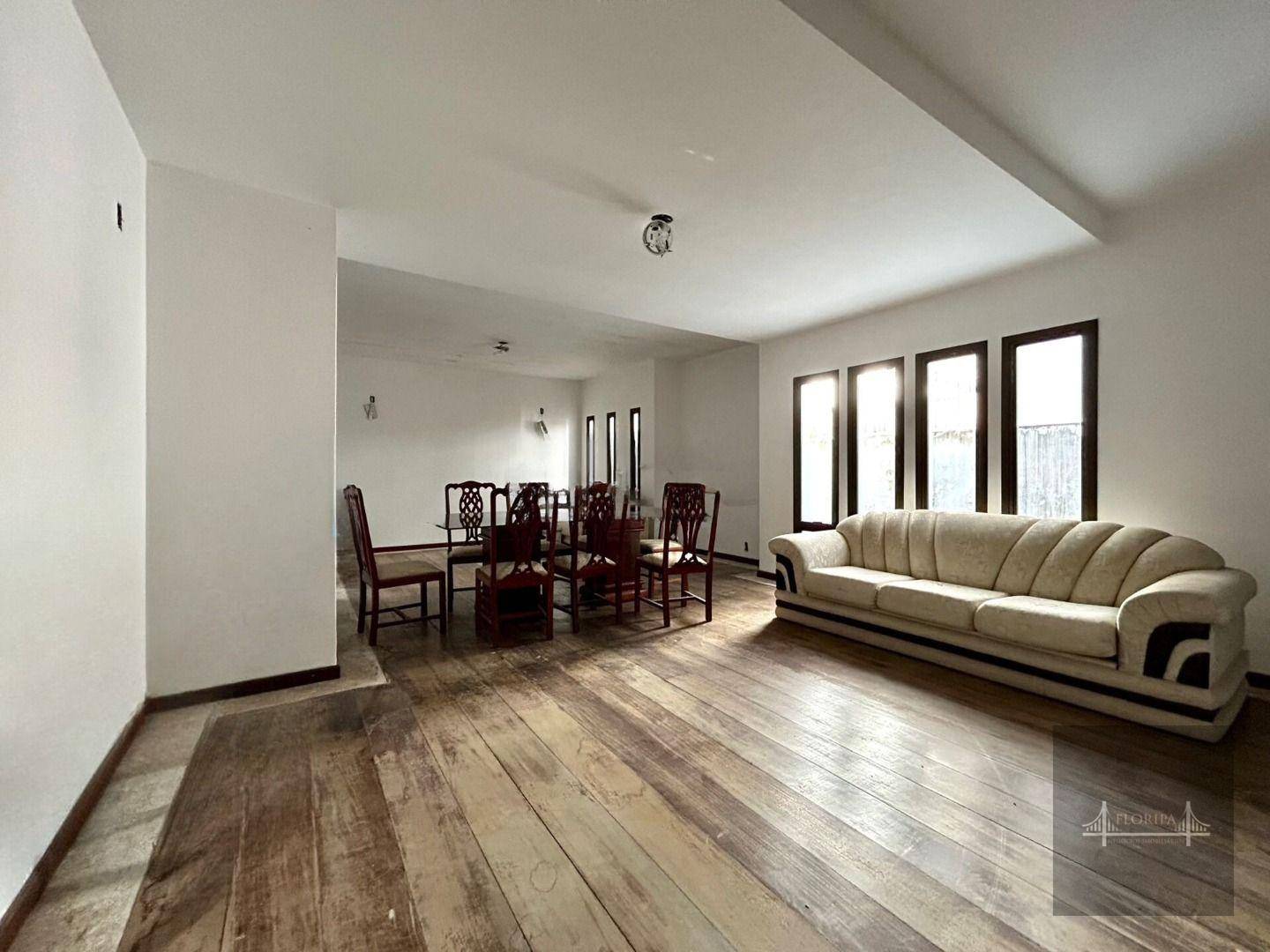 Casa, 7 quartos, 331 m² - Foto 3