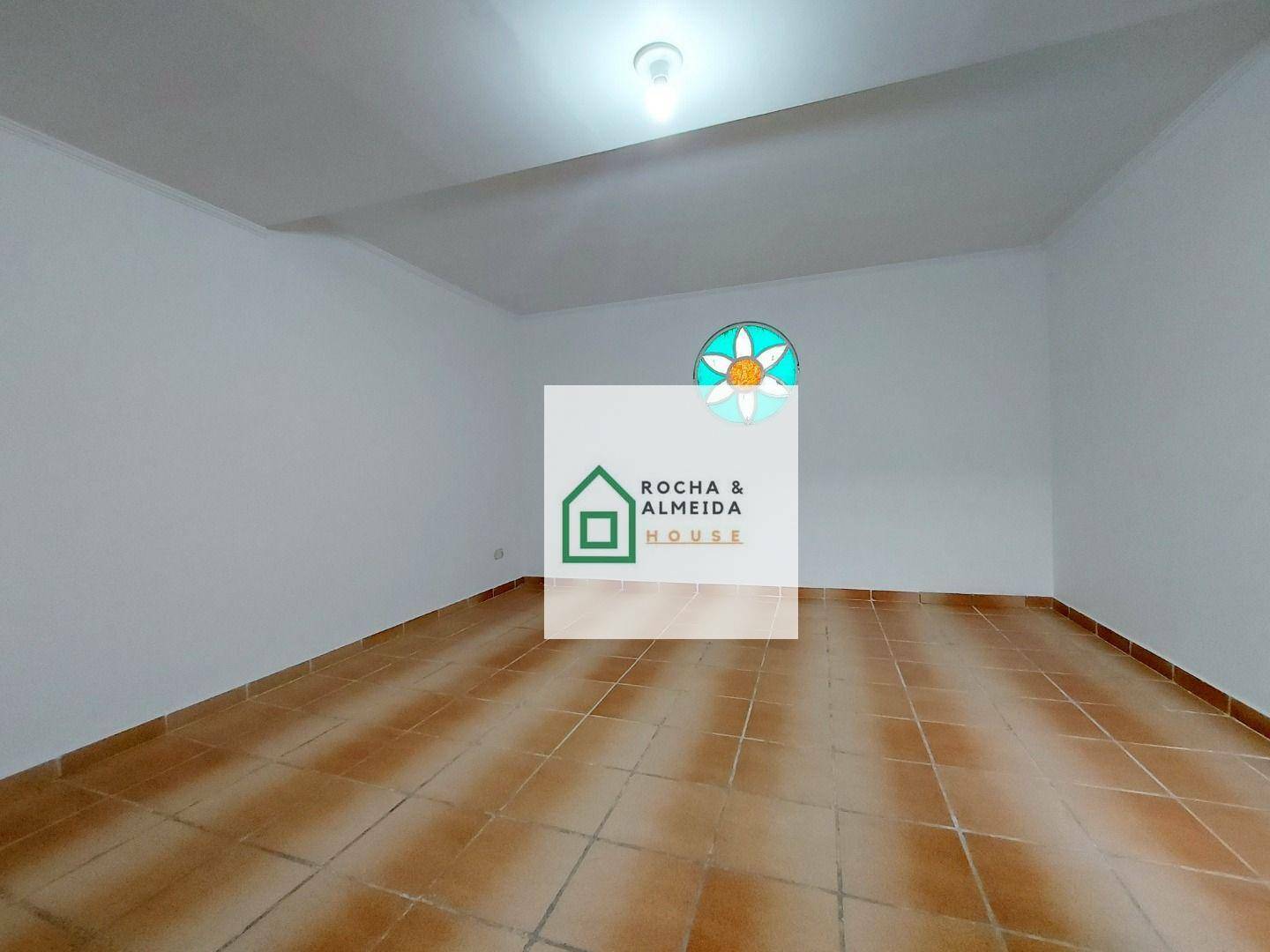 Casa para alugar com 4 quartos, 160m² - Foto 43