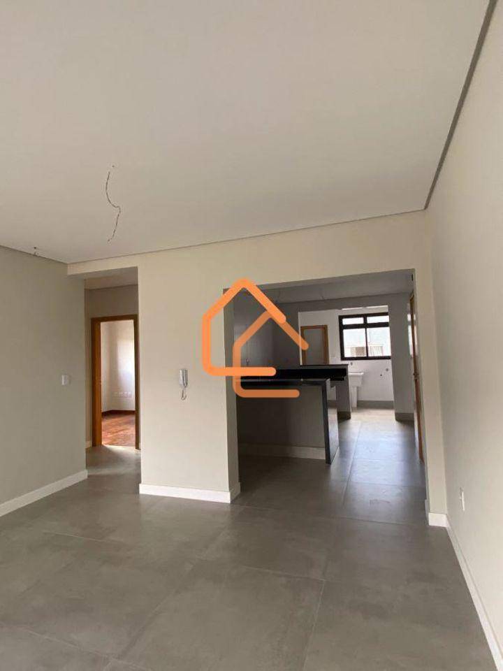 Apartamento à venda com 3 quartos, 125m² - Foto 15