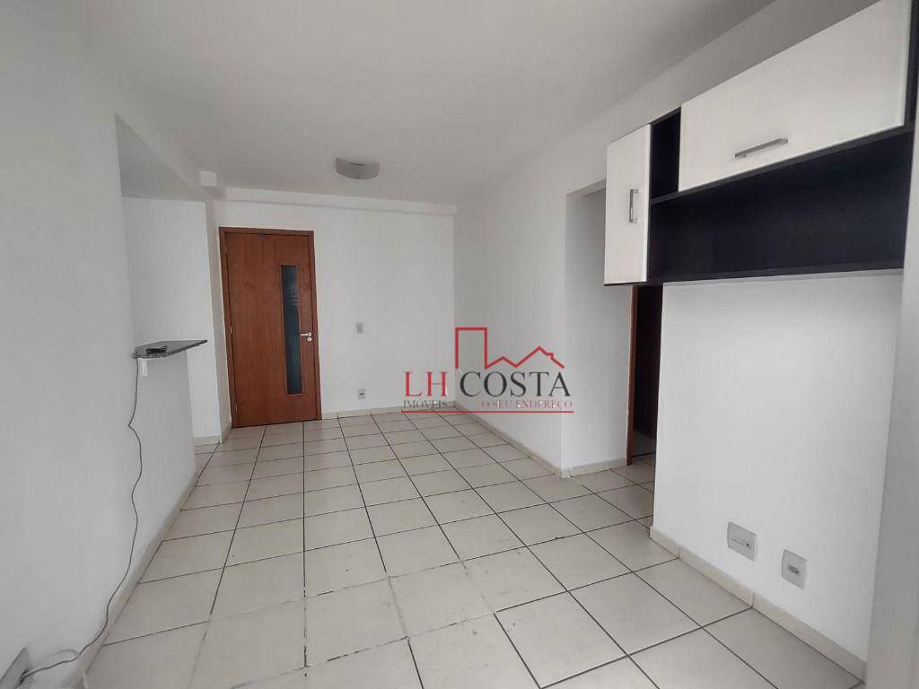 Apartamento à venda com 2 quartos, 69m² - Foto 10