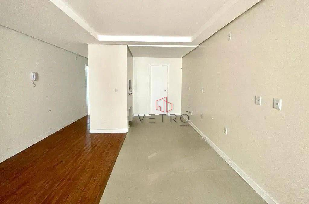 Apartamento à venda com 3 quartos, 126m² - Foto 4