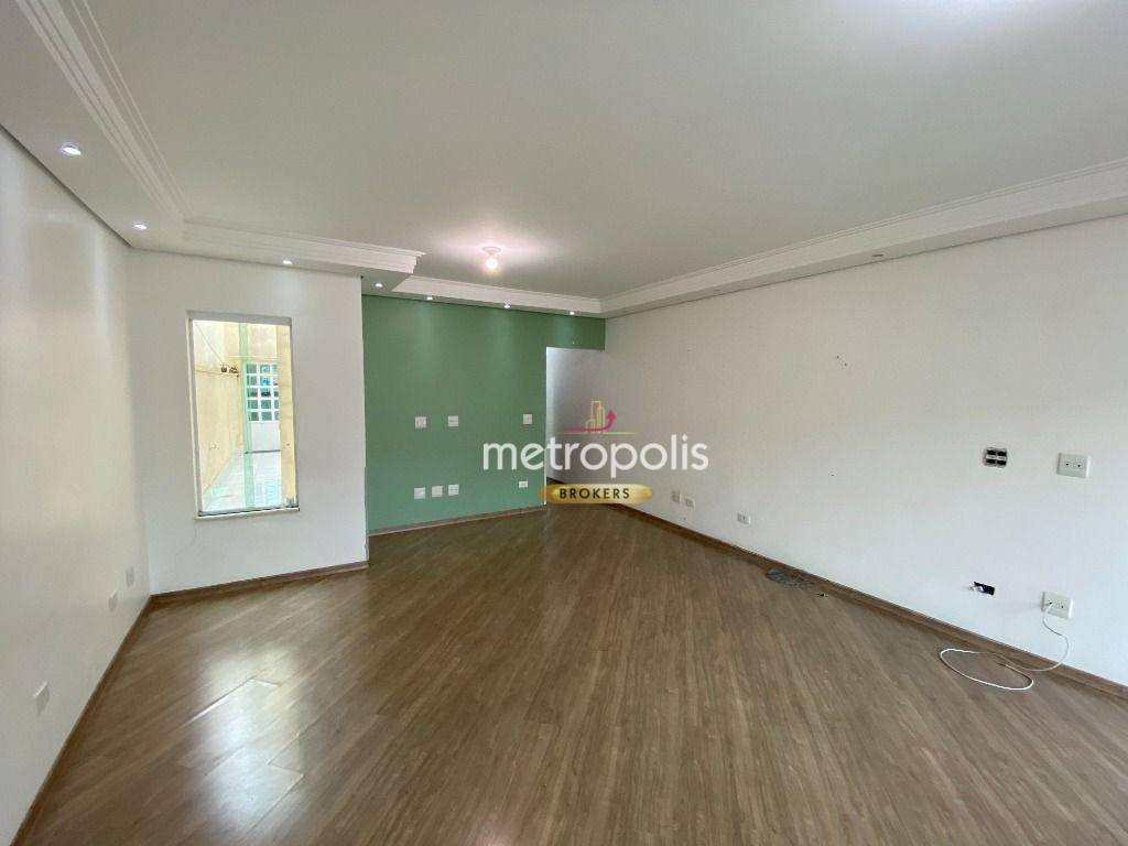 Sobrado à venda com 3 quartos, 303m² - Foto 2