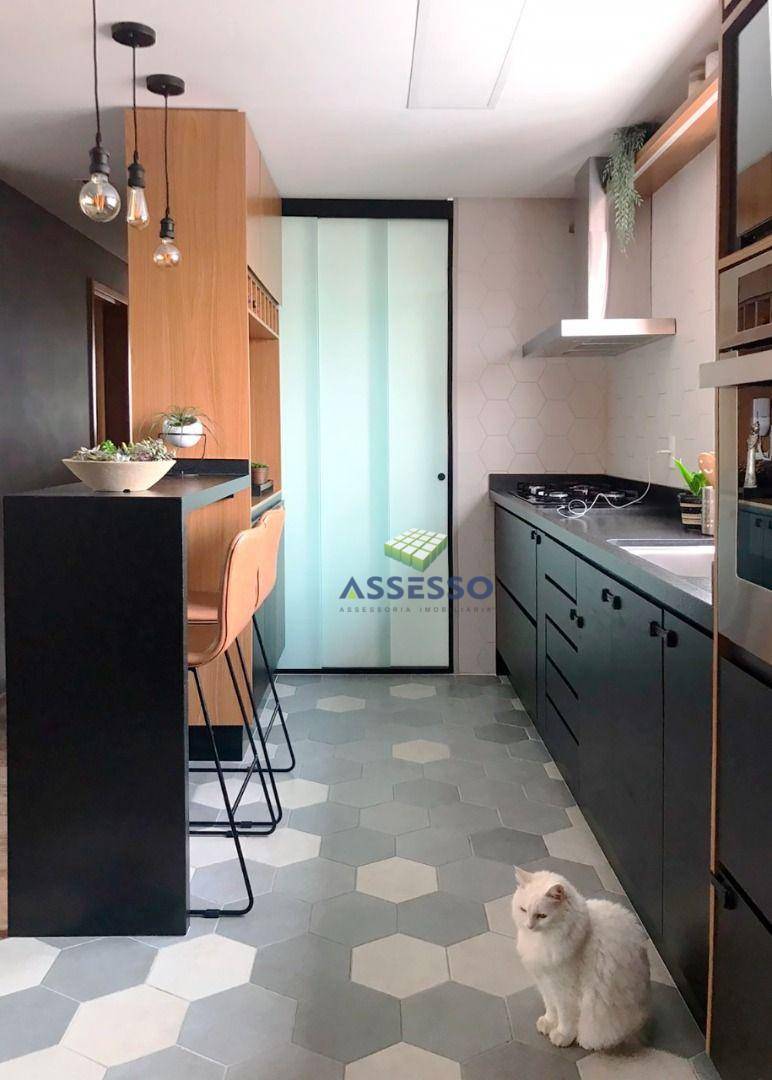 Apartamento à venda com 3 quartos, 85m² - Foto 32