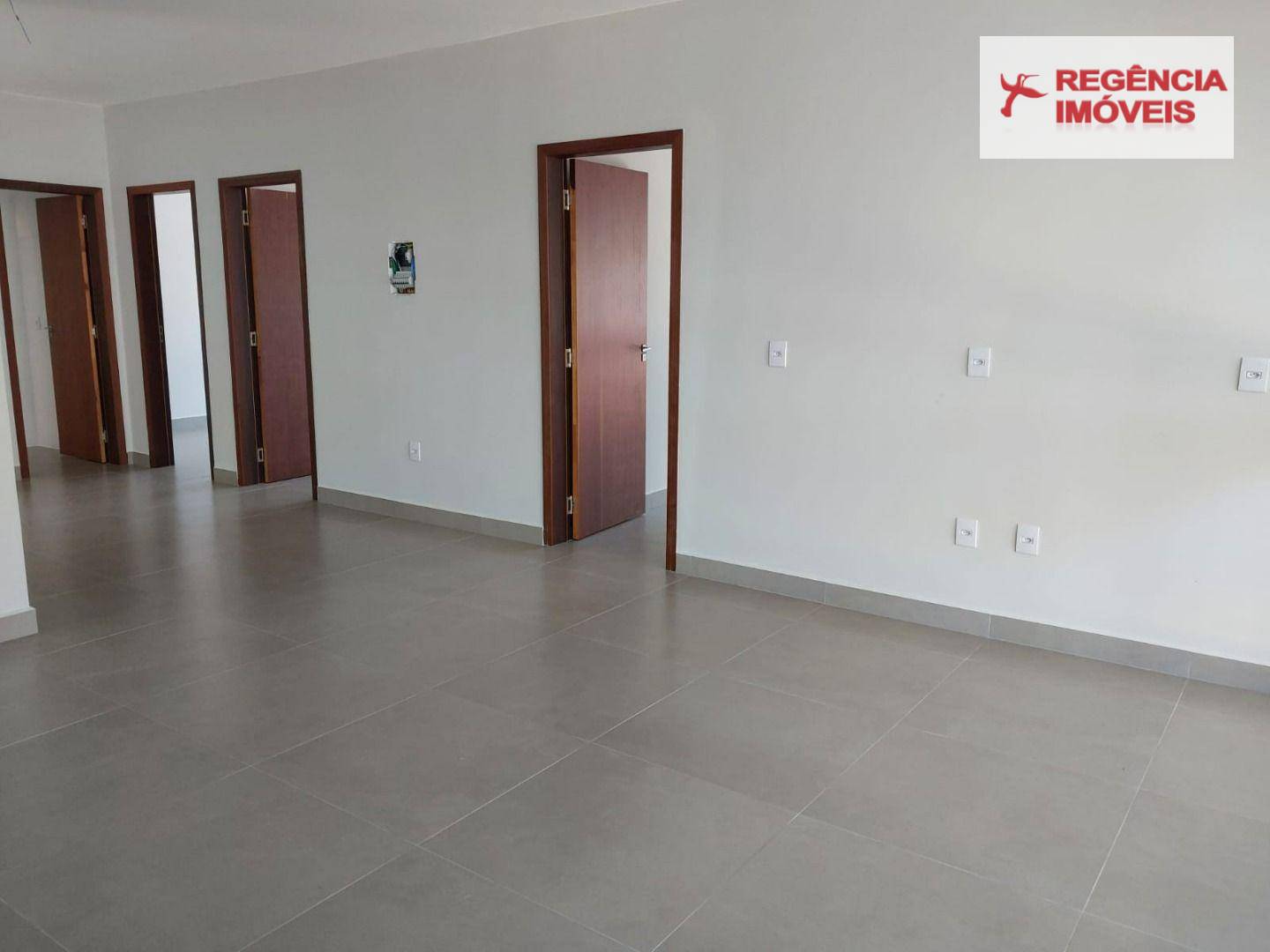 Apartamento à venda com 3 quartos, 96m² - Foto 19