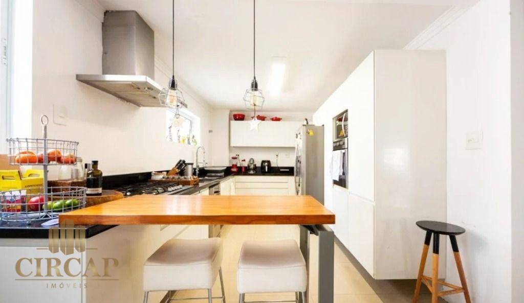 Apartamento à venda com 3 quartos, 270m² - Foto 7