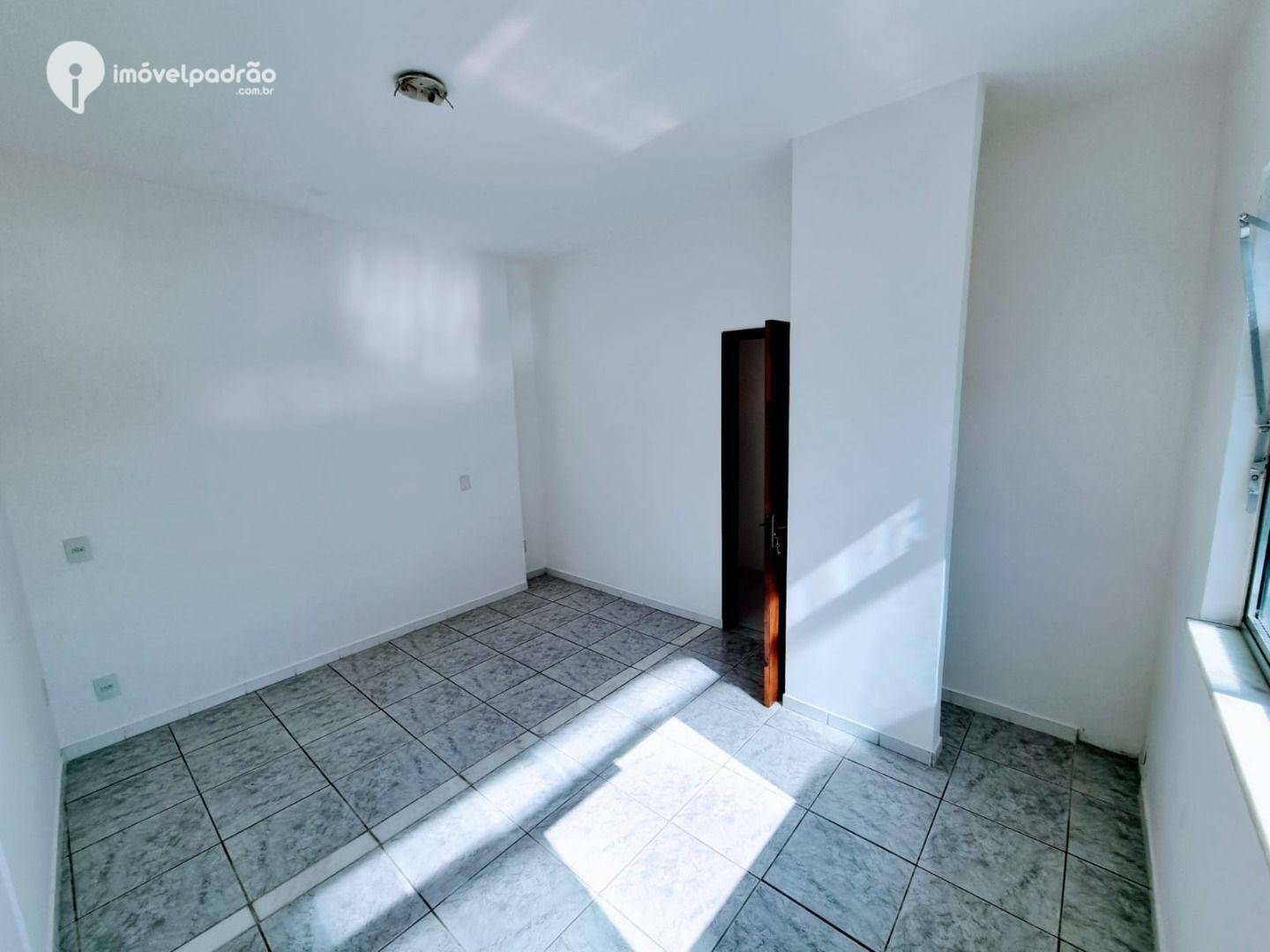 Apartamento à venda com 2 quartos, 70m² - Foto 16