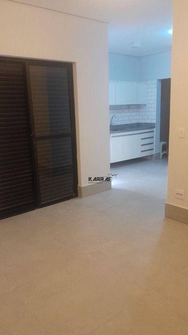 Apartamento para alugar com 1 quarto, 55m² - Foto 11