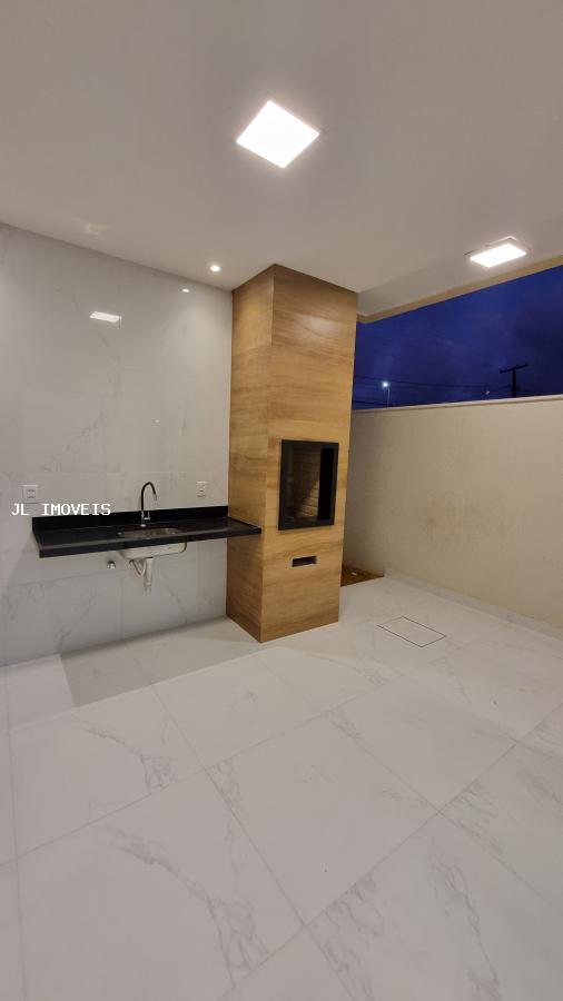 Casa de Condomínio à venda com 3 quartos, 225m² - Foto 7