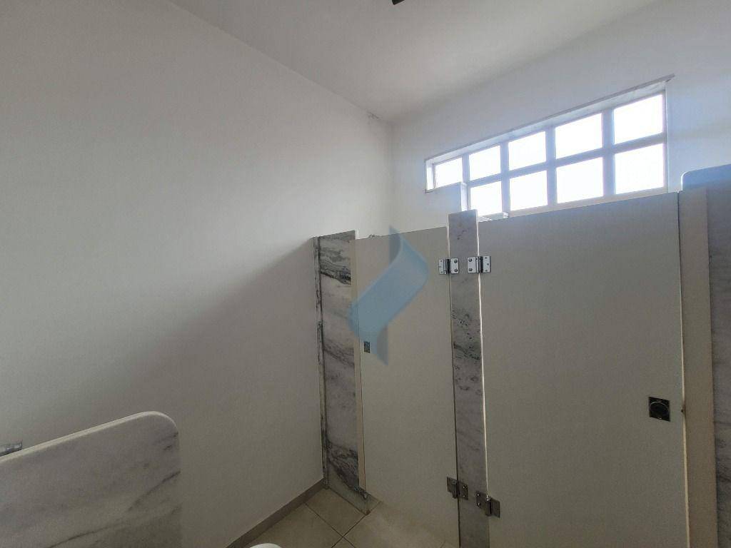 Casa à venda com 5 quartos, 609m² - Foto 28