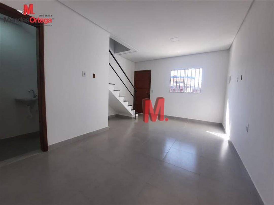 Casa à venda com 2 quartos, 72m² - Foto 11