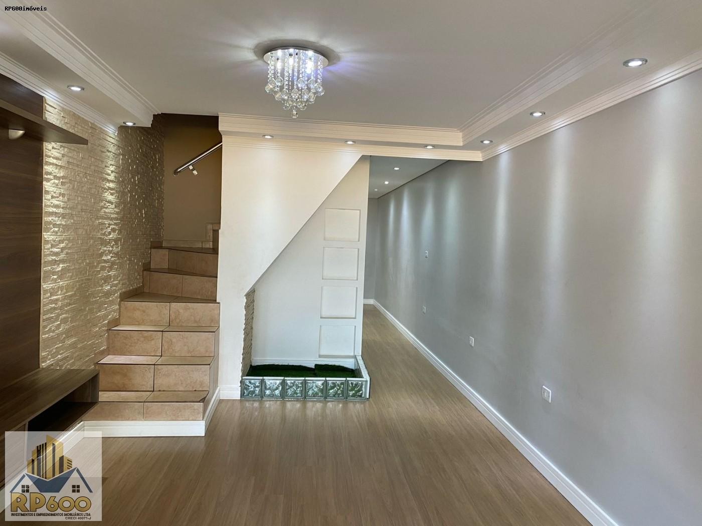 Casa à venda com 2 quartos, 140m² - Foto 2