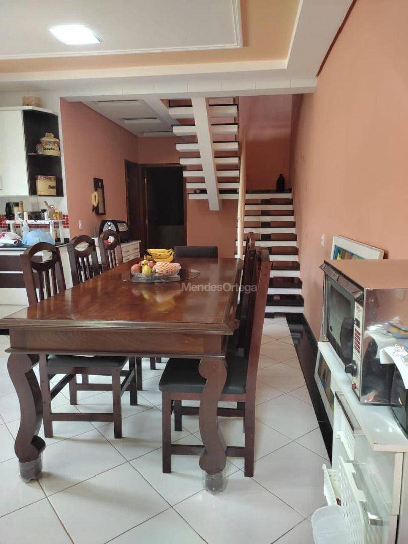 Casa à venda com 4 quartos, 234m² - Foto 29