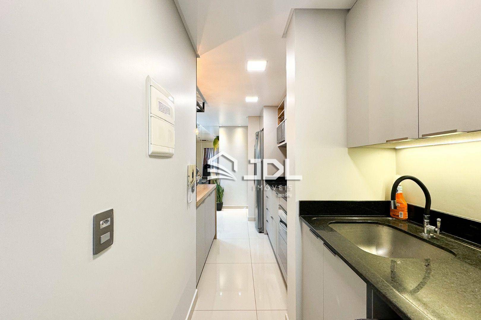 Apartamento à venda com 2 quartos, 57m² - Foto 20