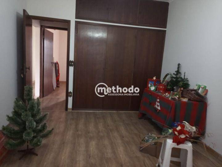 Casa para alugar com 3 quartos, 212m² - Foto 4