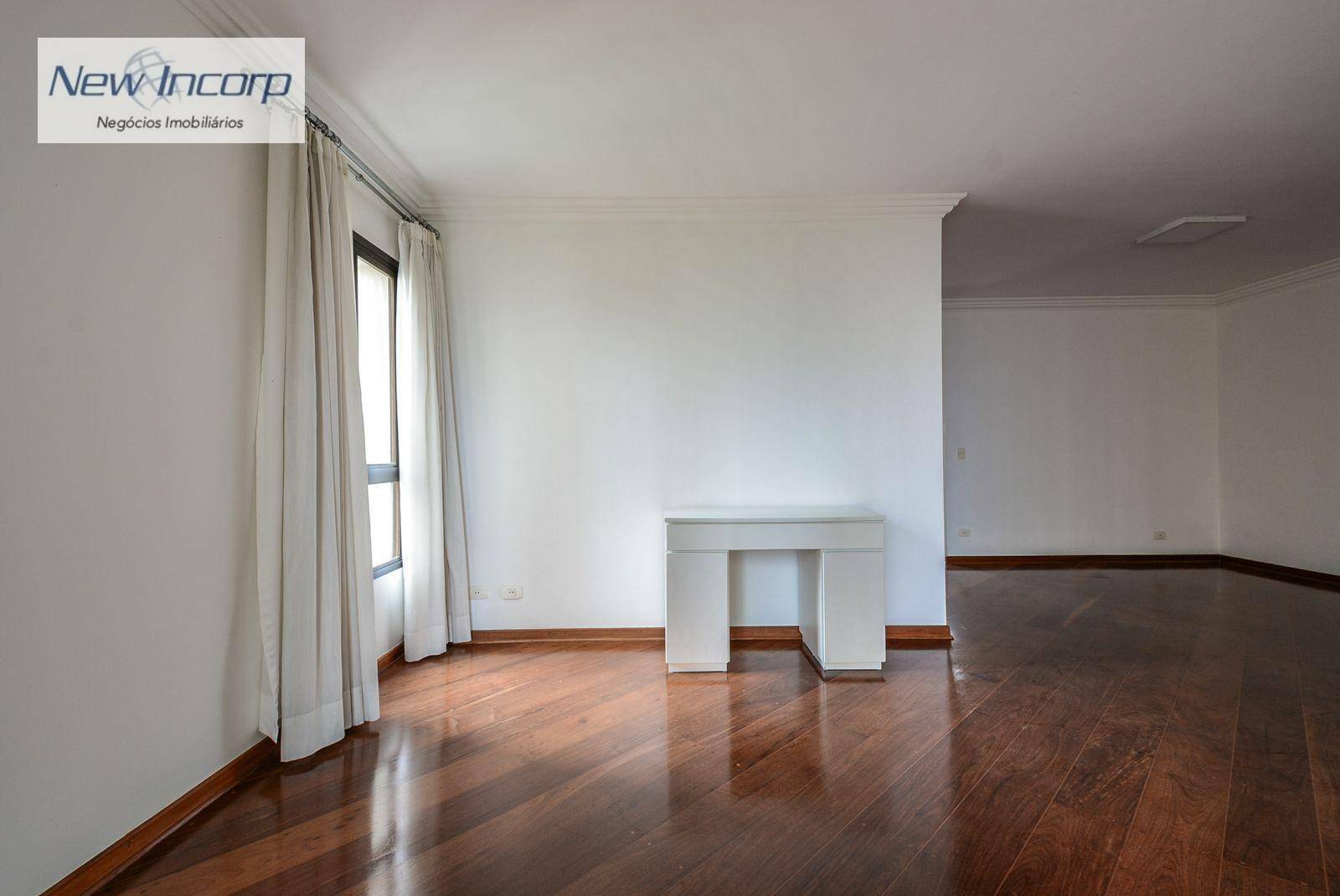 Apartamento à venda com 3 quartos, 178m² - Foto 6