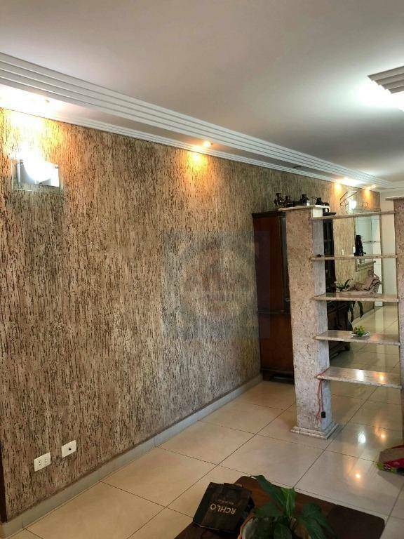 Apartamento à venda com 4 quartos, 150m² - Foto 8