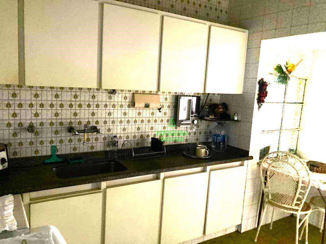 Apartamento à venda com 3 quartos, 145m² - Foto 6