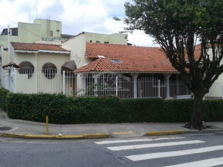 Casa para alugar com 2 quartos, 275m² - Foto 2