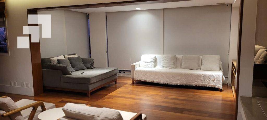 Cobertura à venda com 3 quartos, 246m² - Foto 2