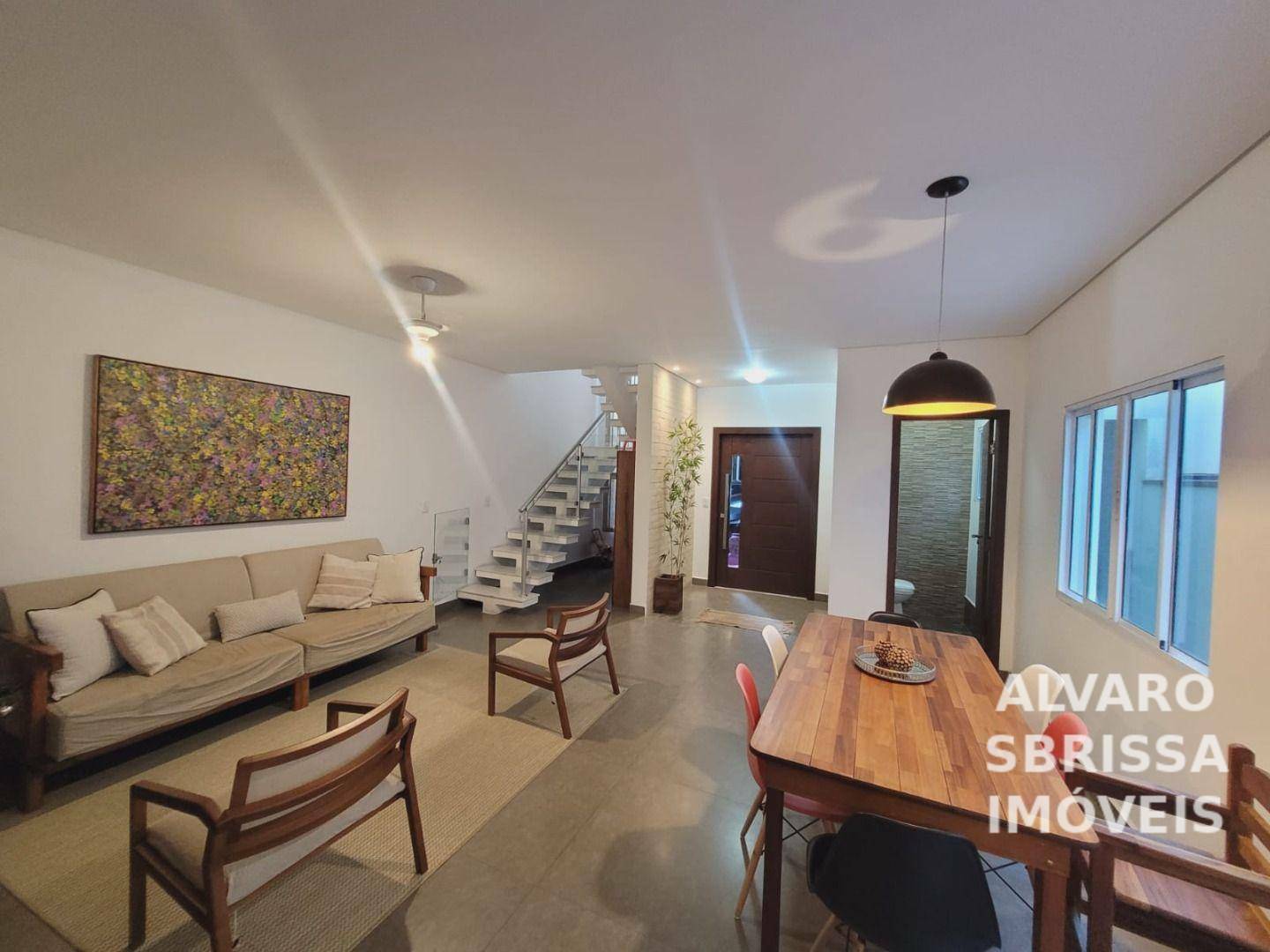 Casa à venda com 3 quartos, 205m² - Foto 3