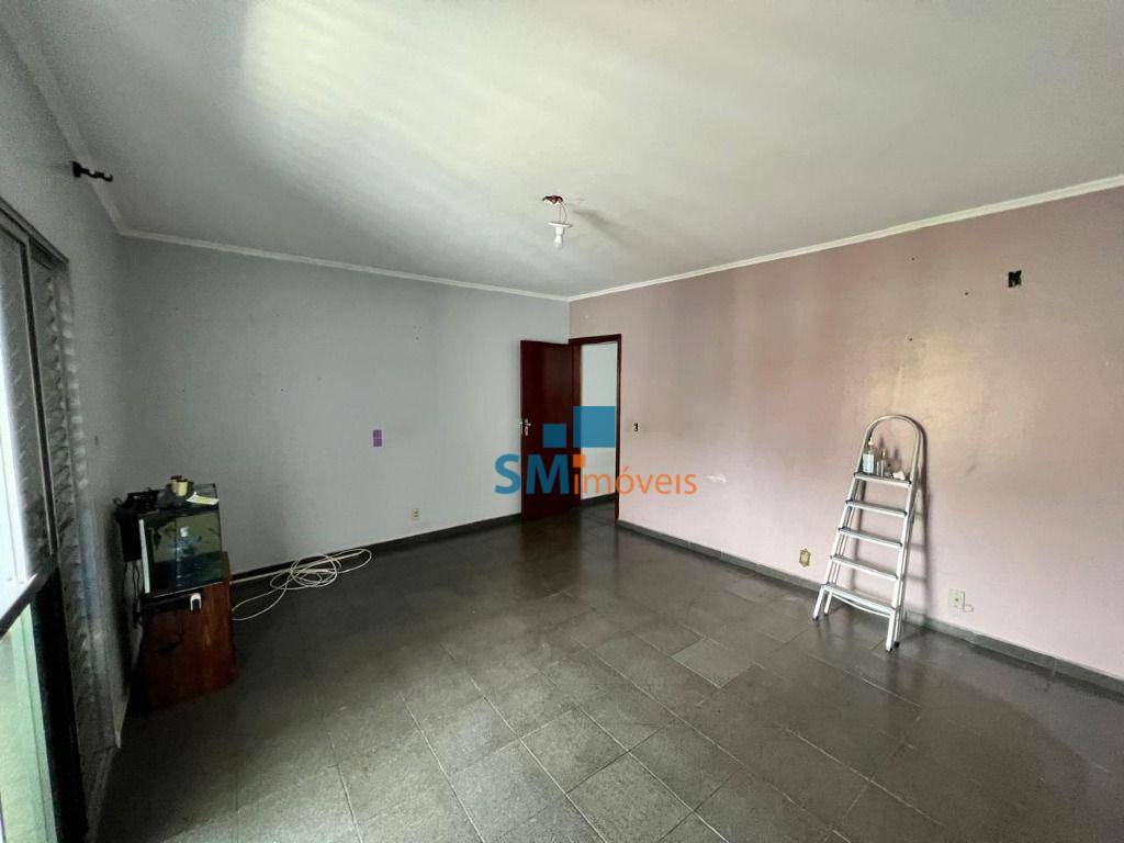 Sobrado à venda com 3 quartos, 250m² - Foto 11