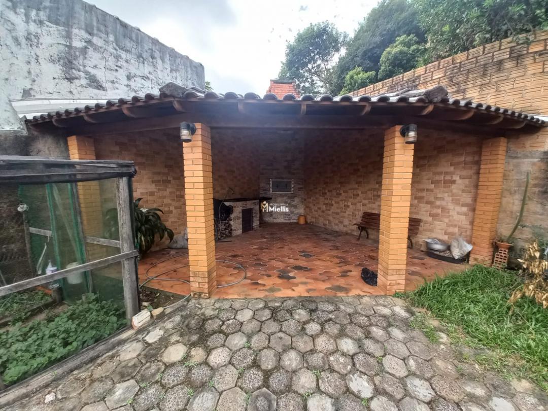 Casa à venda com 3 quartos, 200m² - Foto 16