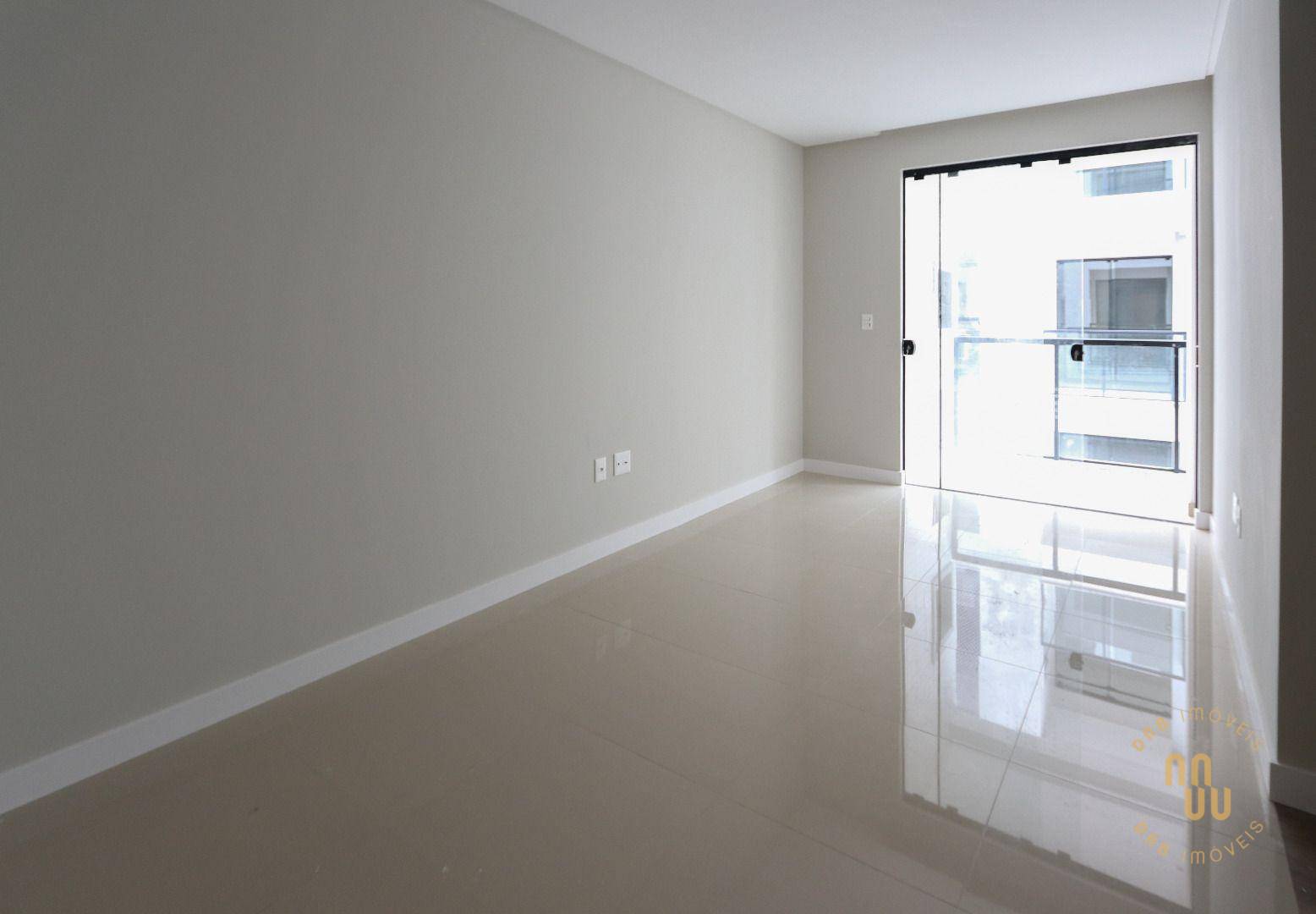 Apartamento à venda com 2 quartos, 71m² - Foto 14