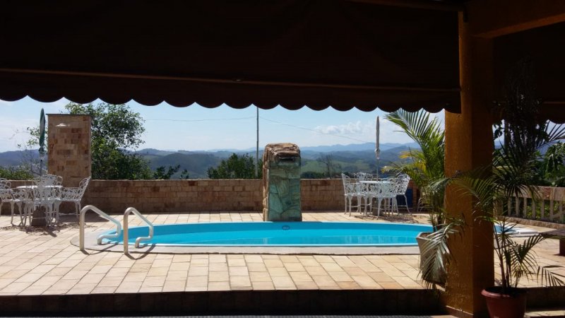 Chácara à venda com 4 quartos, 250m² - Foto 20