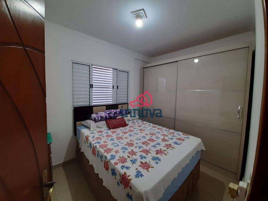 Casa à venda com 2 quartos, 125m² - Foto 13