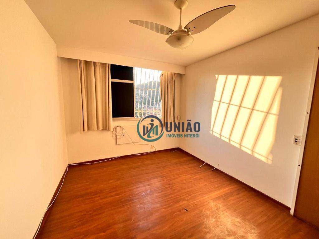 Apartamento à venda com 2 quartos, 80m² - Foto 19